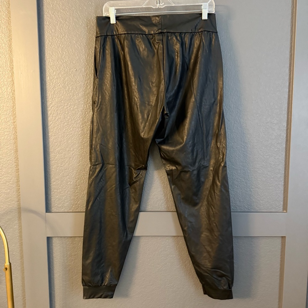 COMMANDO • black faux leather high rise joggers - Large - Picture 6 of 7